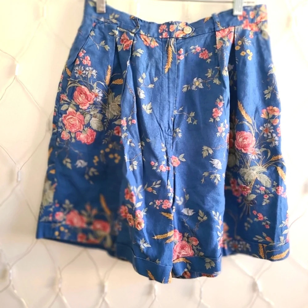 Vintage Lauren Ralph Lauren Floral Bermuda Shorts / Medium Blue / Size 10